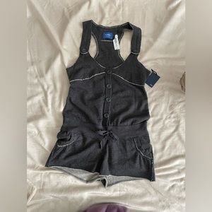 Talulah rare new medium jumper shorts tags on medium ladies super cute on !